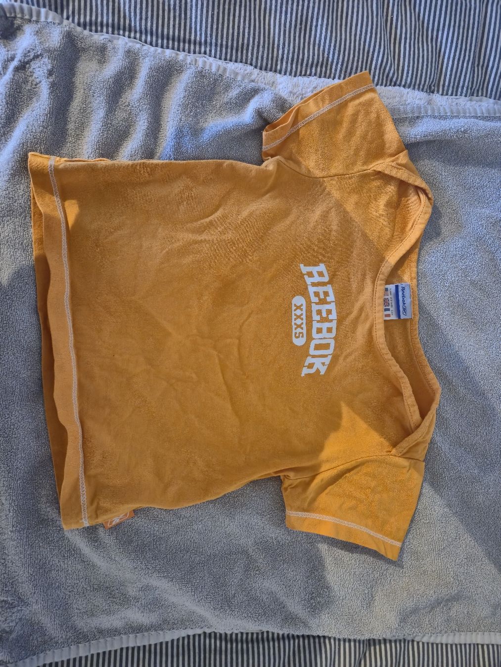 Hemden, T-Shirts & Polos: Shirt Grösse 3 Jahre – Gebraucht aus Leuggern von MonaM90