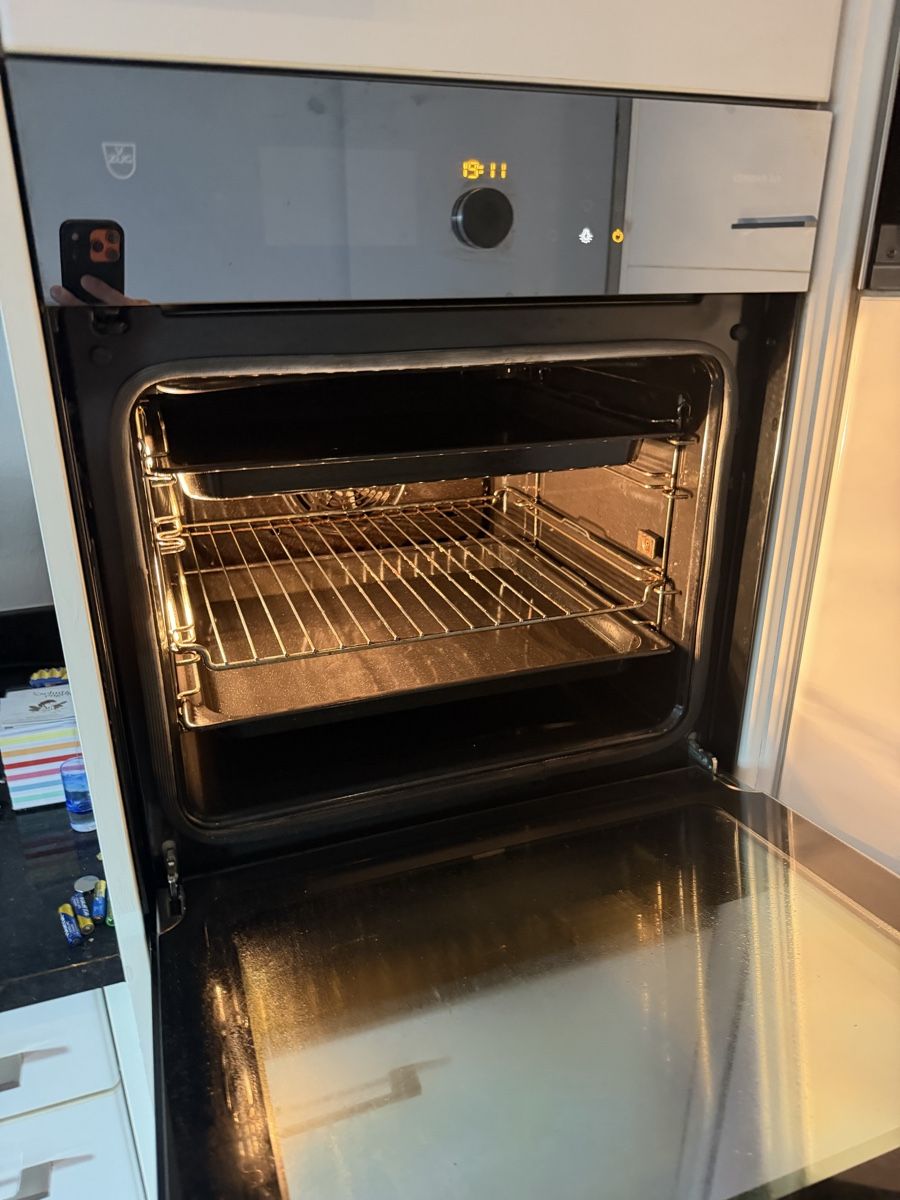 V-Zug Forni: V-Zug Backofen 55cm Breite – Usato da Lachen SZ venduto da luc_r98n