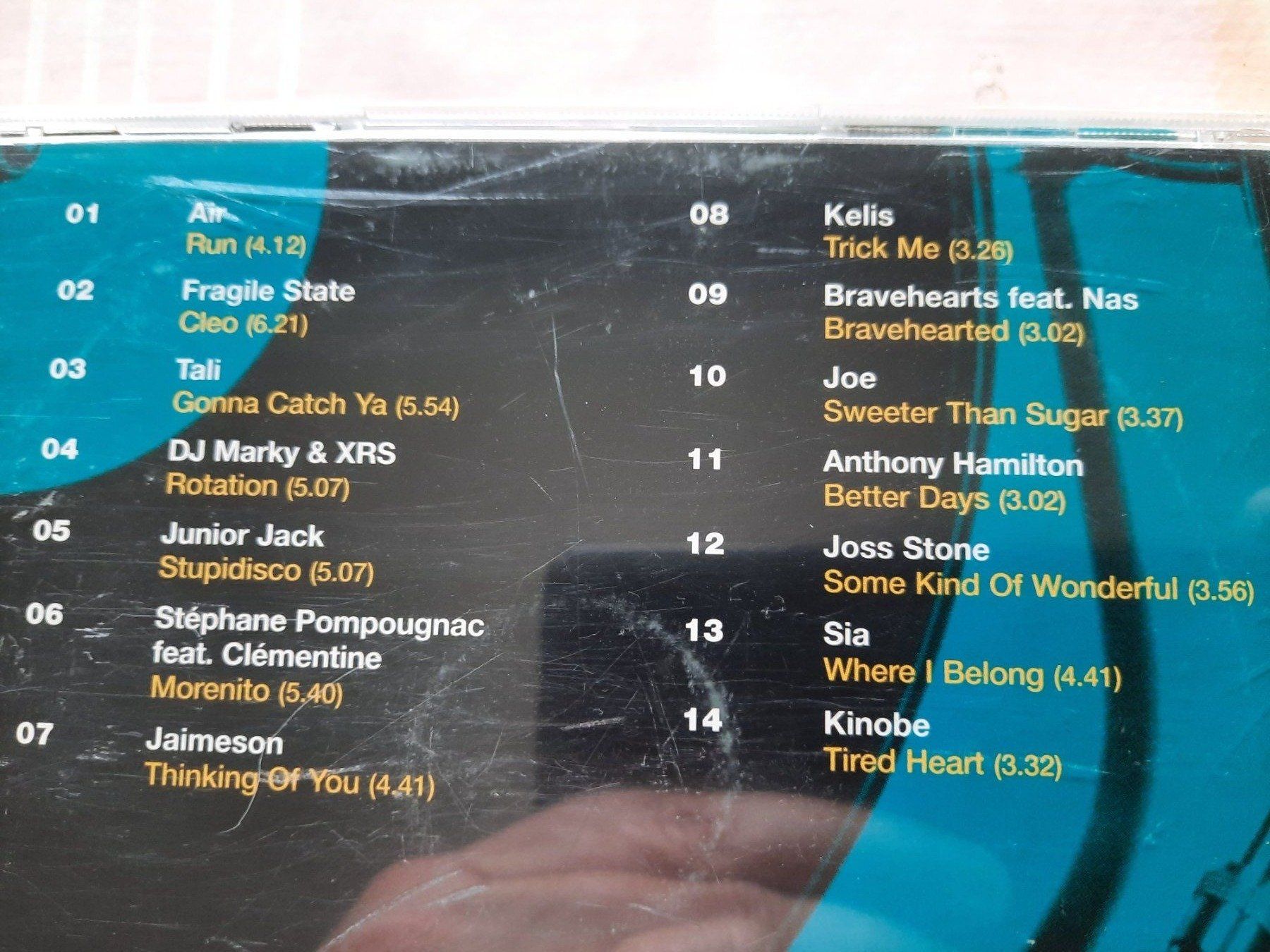 CDs: Cd Playlist - Dance and urban  – Gebraucht aus Pully von bro_n52j 4