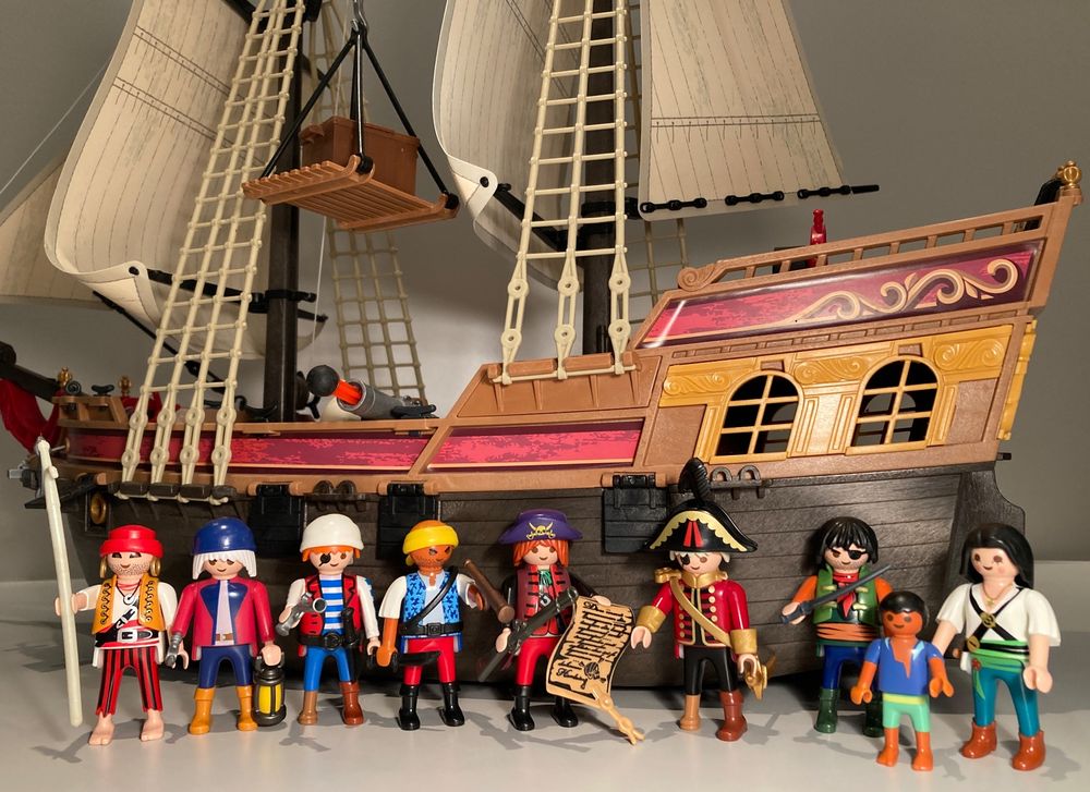  Playmobil grosses Piraten-Beuteschiff mit viel Zubehör (Gebraucht) in Illustration 