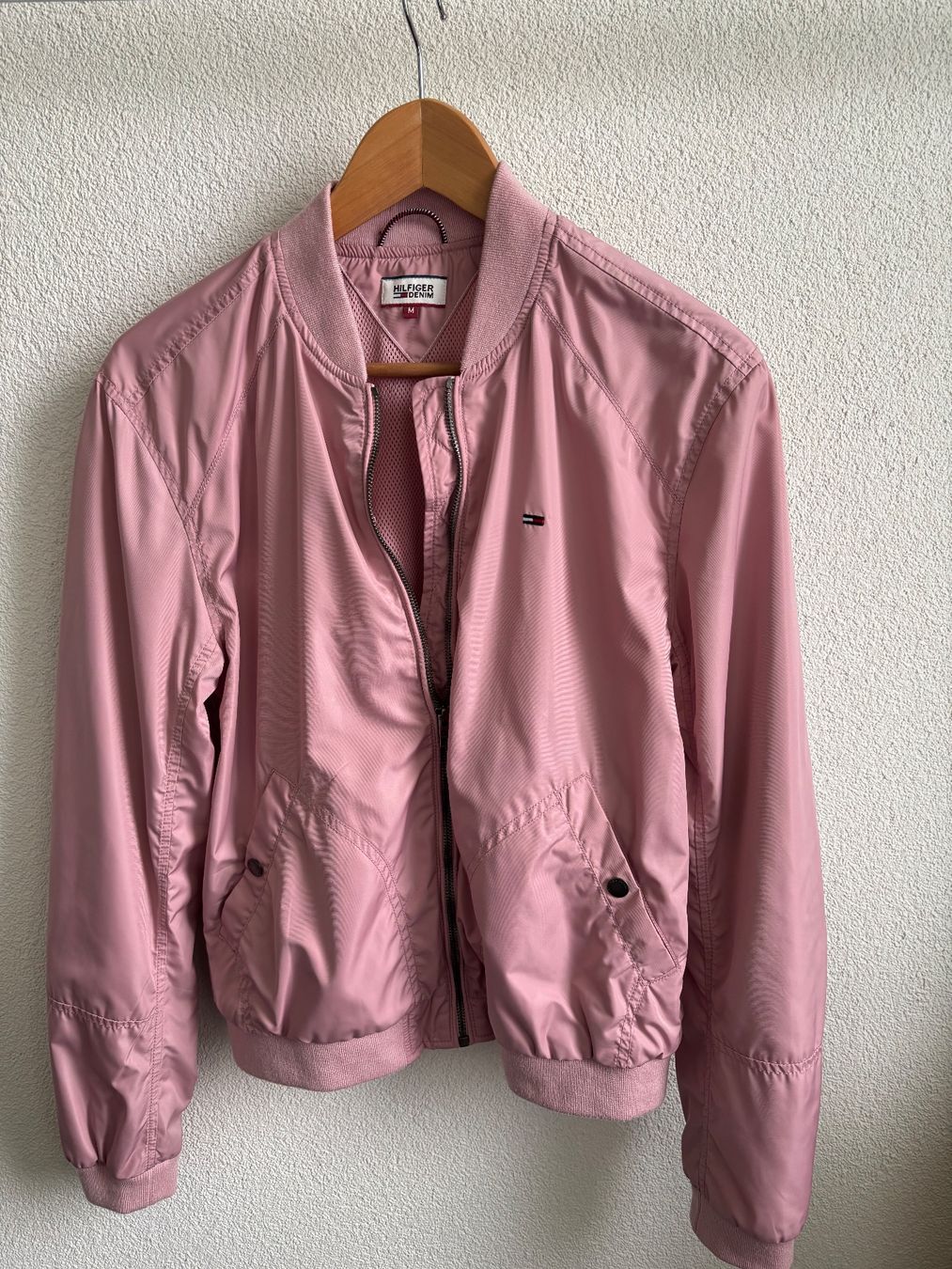Tommy Hilfiger Giacche: Hilfiger Denim Jacke rosa – Usato da Burgdorf venduto da mina29 1