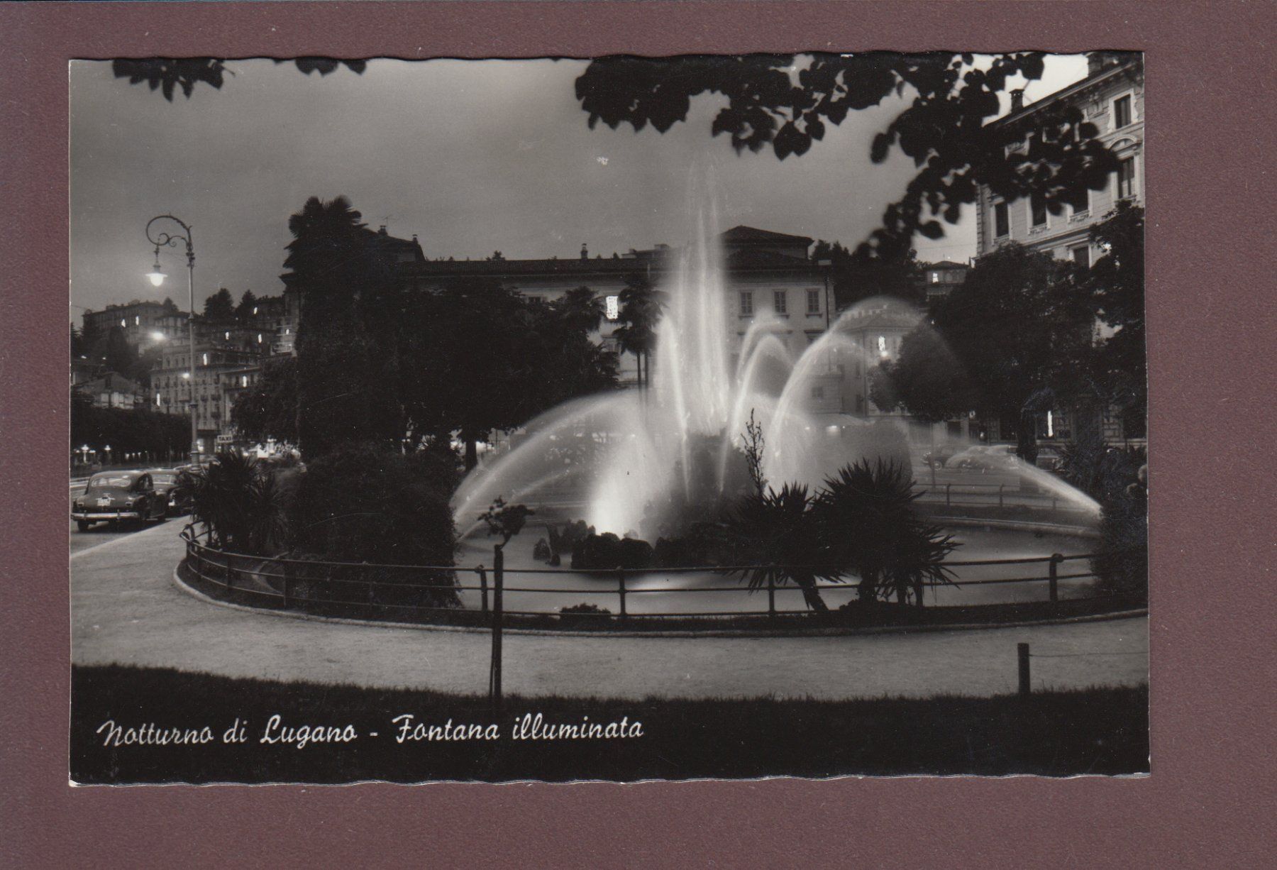 Cartoline postali: LUGANO - Notturno - Fontana – Usato da Pully venduto da nicecards