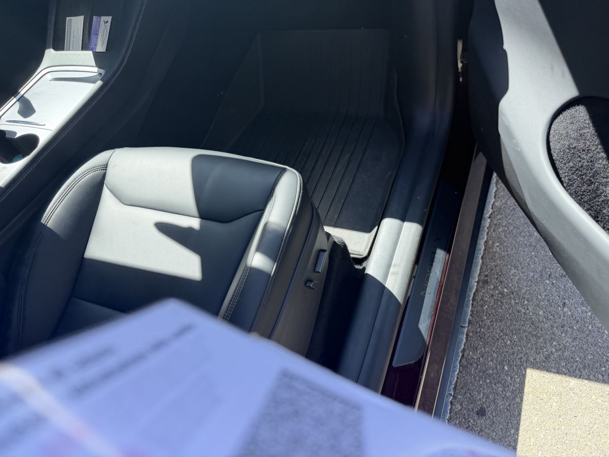 Tesla Autos: Tesla Model Y Performance – D'occasion à winterthur par iva_j2h5 1