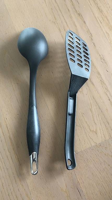 Cucchiai: Spatule et cuillère de service – Usato da Belfaux venduto da ann_mn5t 1