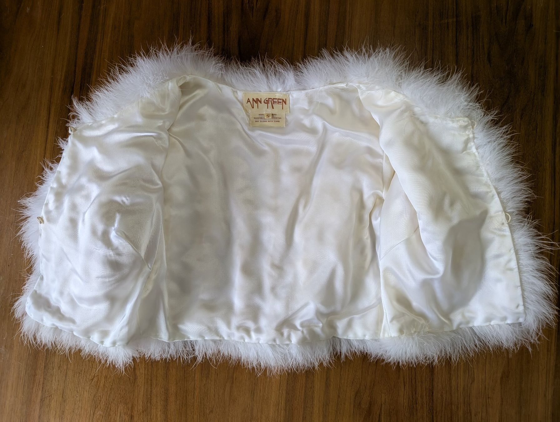 Giacche: Brautjacke mit richtigen Federn - Grösse S – Usato da Steinmaur venduto da compura49 2
