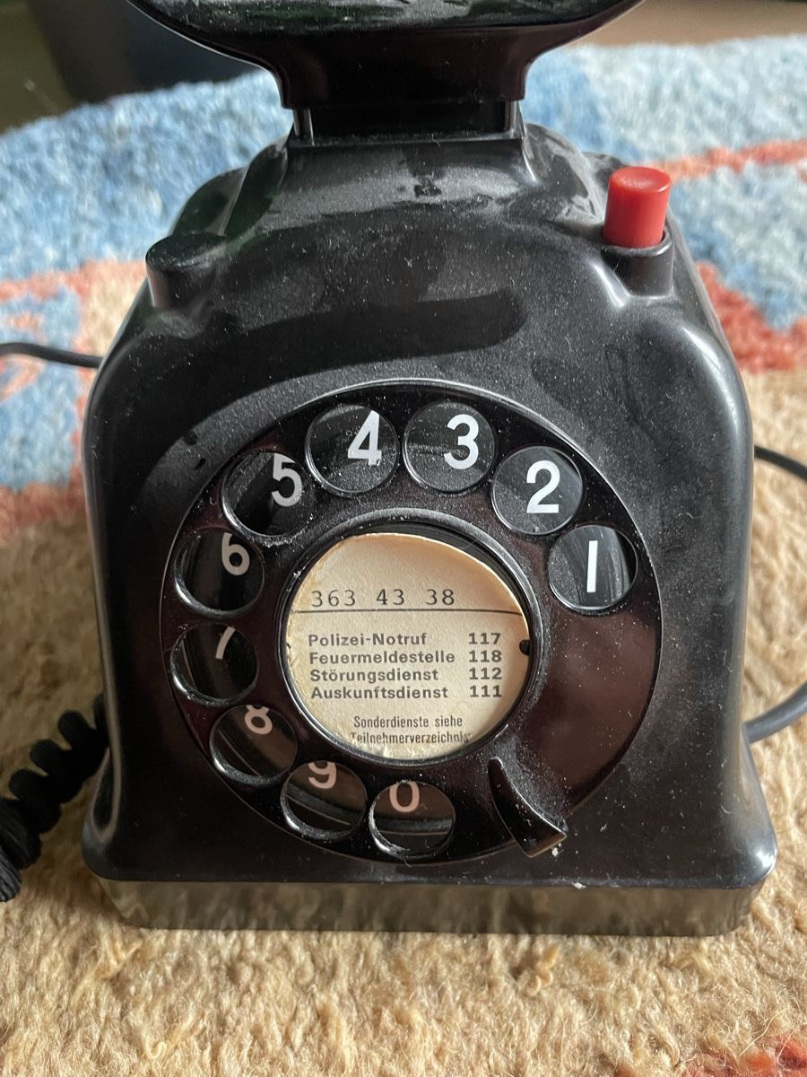 Telefone: Vintage Wählscheiben Telefon – Gebraucht aus Winterthur von nutzer2000 1
