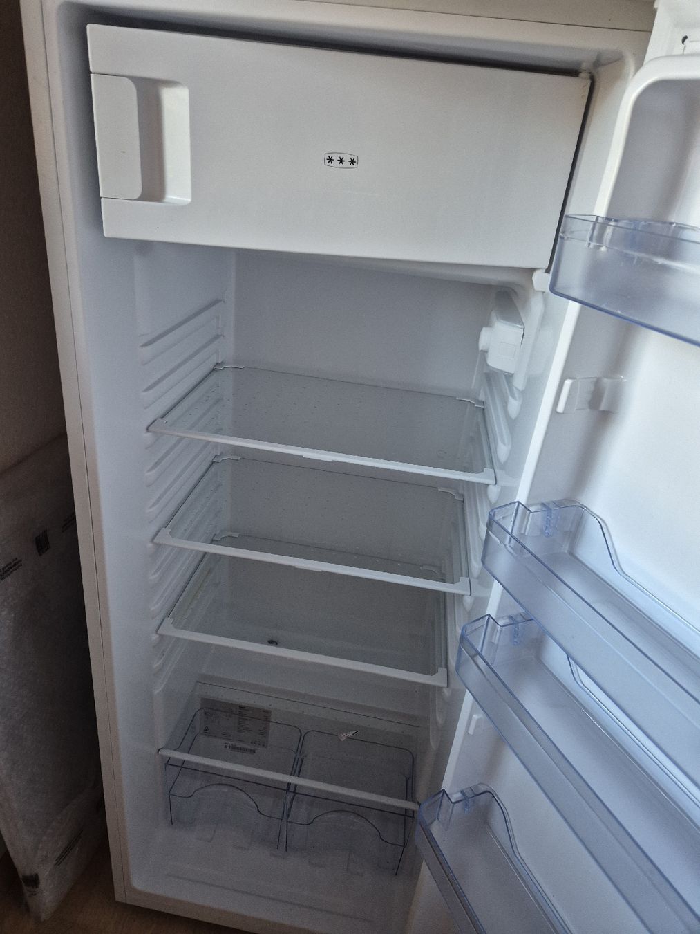 Novamatic Frigoriferi: kühlschrank novomatic ks218 – Usato da Wil SG venduto da tcm_85bd 1