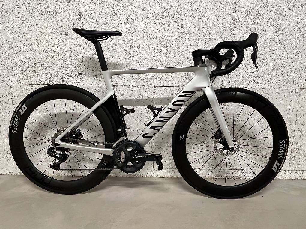 Canyon Velos: Canyon Aeroad CF SL Disc 8 Di2 (Grösse S) – Gebraucht aus Zürich von nei_9xtr