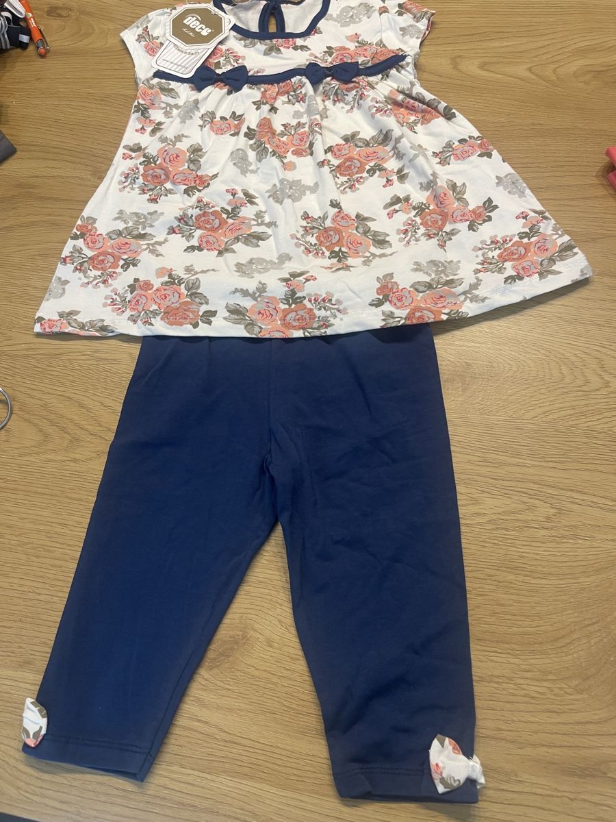 Lotti & Set di vestiti: Set neu 104/110 – Nuovo e nell'imballaggio originale da Triesen venduto da Yellow1818