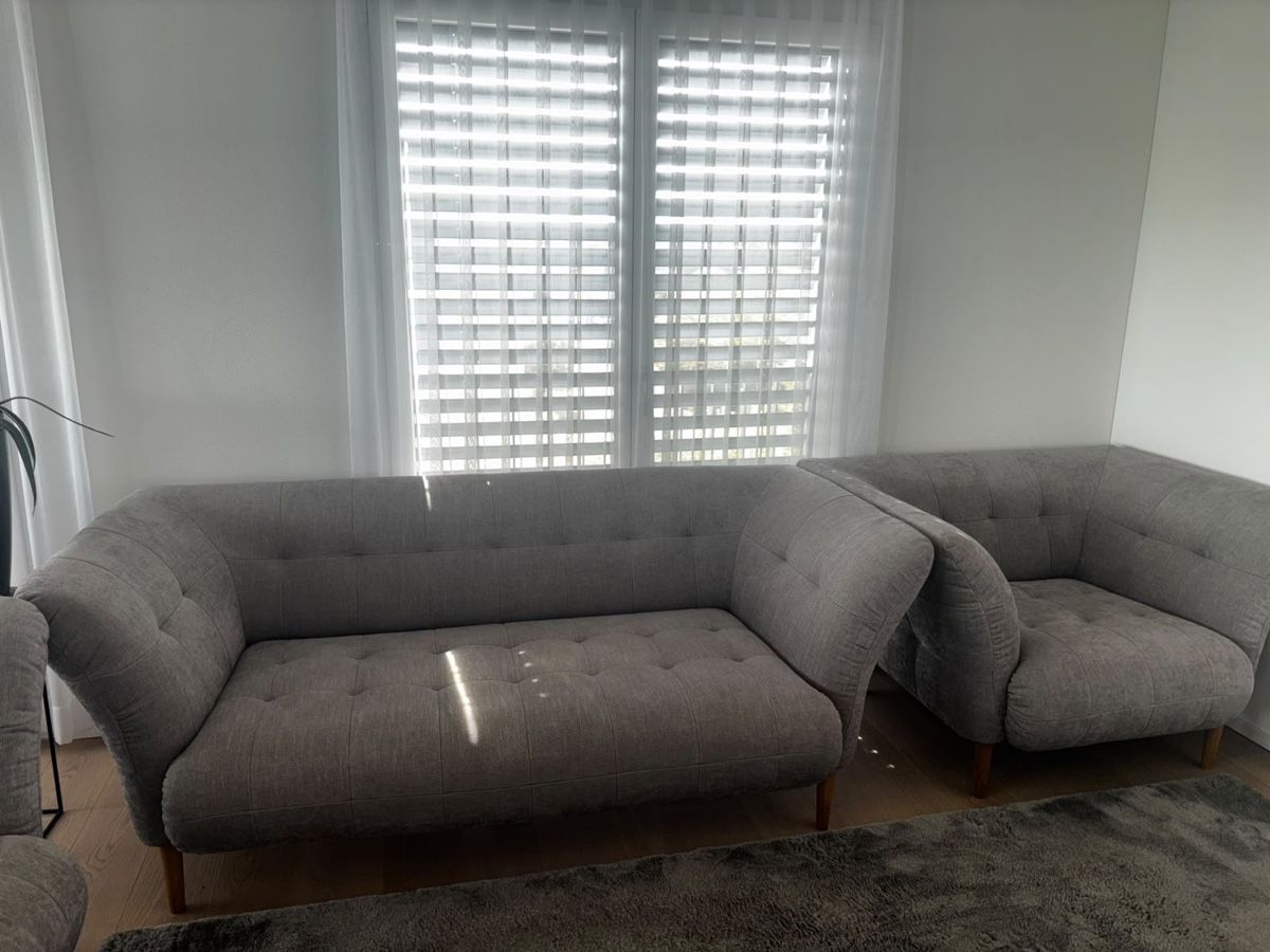 Sofas: Sofa-Set – Neu (gemäss Beschreibung) aus Zürich von lor_bk8g