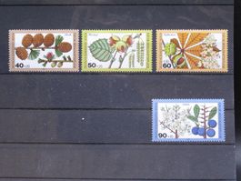 Berlin 1979 Blätter, Blüten & Früchte **