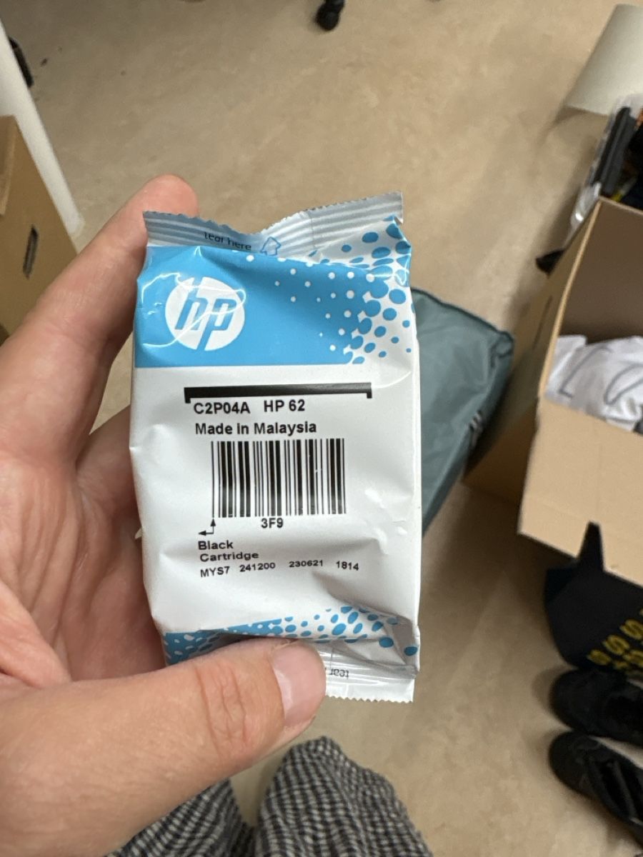 Hewlett Packard Cartouches & Toner: HP 62 Black Cartridge  – Neuf avec emballage d'origine à Mettmenstetten par Coucou1512