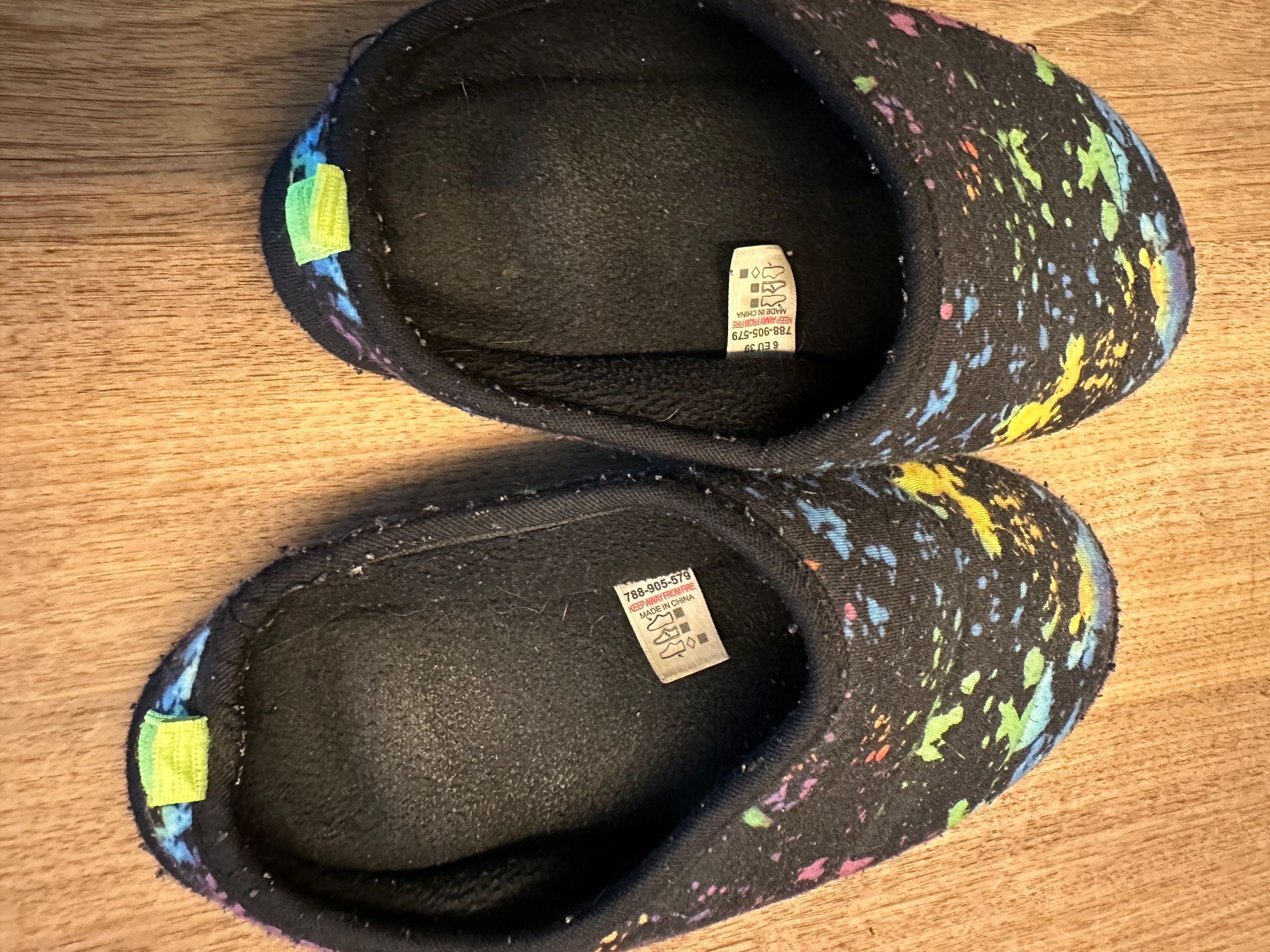 Next Schuhe für Jungen: Hausschuhe / Finken 39 – Gebraucht aus Winterthur von manelio113 3