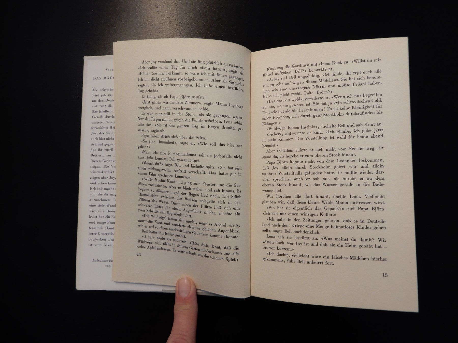 Bücher: "Das Mädchen im Regen" - Spannender Jugendroman – Gebraucht aus Erstfeld von Mario_boe0 5