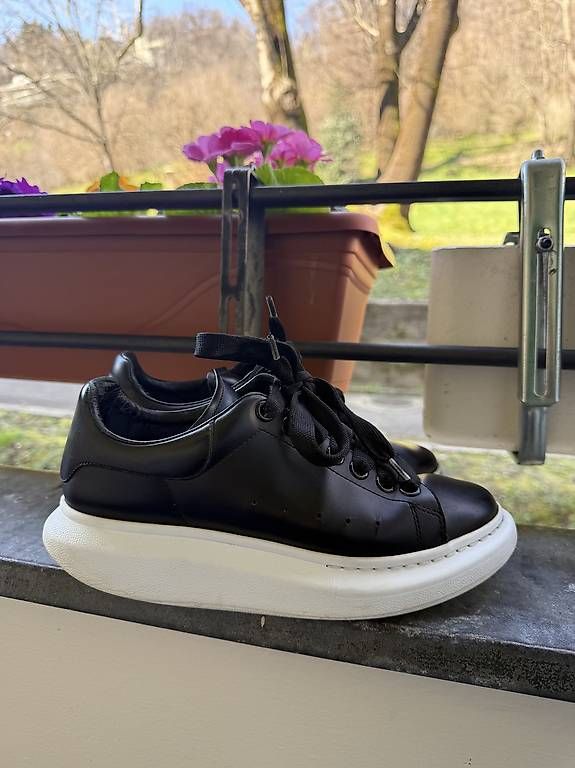 Alexander Mcqueen Herrenschuhe: Mcqueen nr38 – Gebraucht aus Lugano von ari_2v6v 1