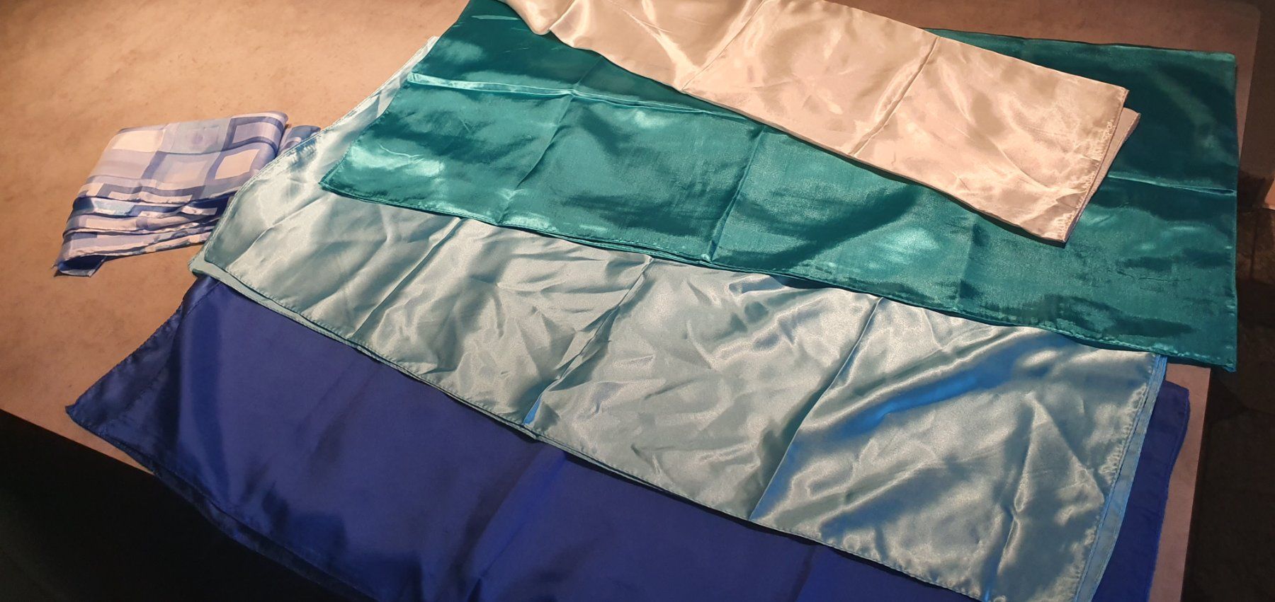 Foulard & Sciarpe: Foulard 5 Stück – Usato da Freienstein venduto da Widder11 3