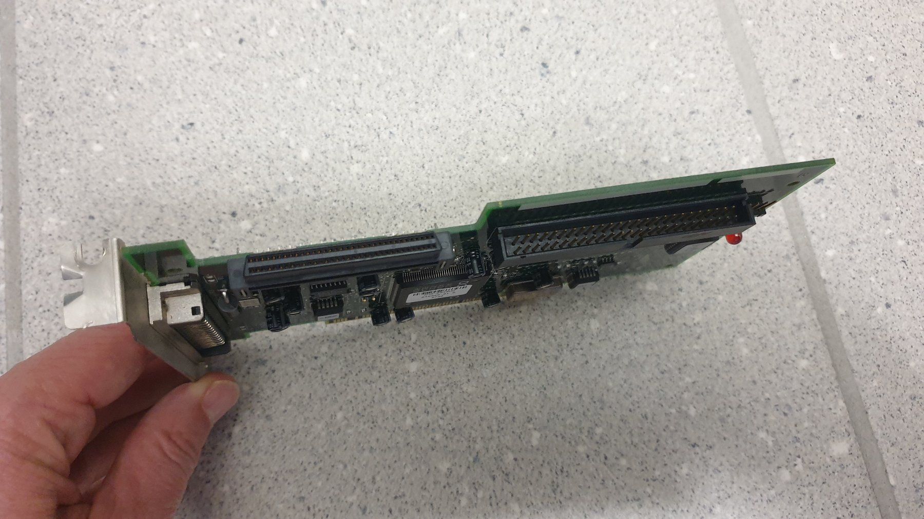 Unità & Adattatore: SCSI Controller Adaptec AHA-2940UW – Usato da Stäfa venduto da Supertramp73 2