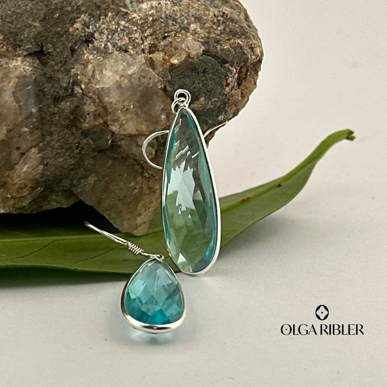 Olga Ribler Orecchini pendenti & Orecchini a lobo: Silberohrhänger mit blauem Stein – Nuovo (secondo la descrizione) da Luzern venduto da MonikaS03 2