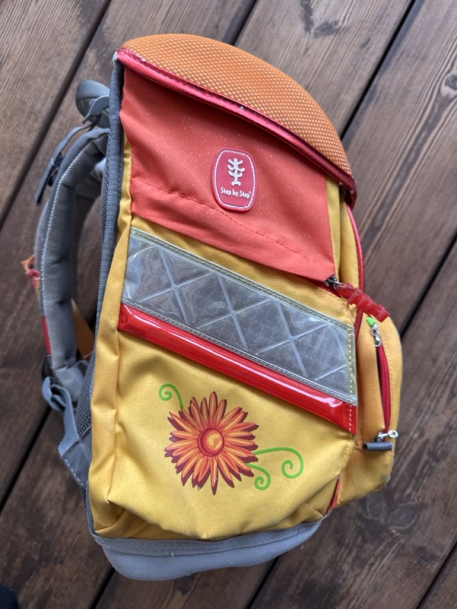 Step by Step Kindertaschen: Schulranzen Set Step by Step bunte Blumen mit Beleuchtung – Gebraucht aus Niederlenz von Abume 4