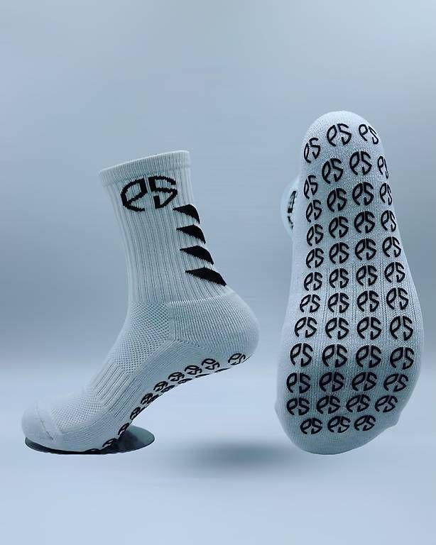 Socken: Restverkauf Grip-Socken Weiss – Neu und originalverpackt aus Liestal von arl_6tv7
