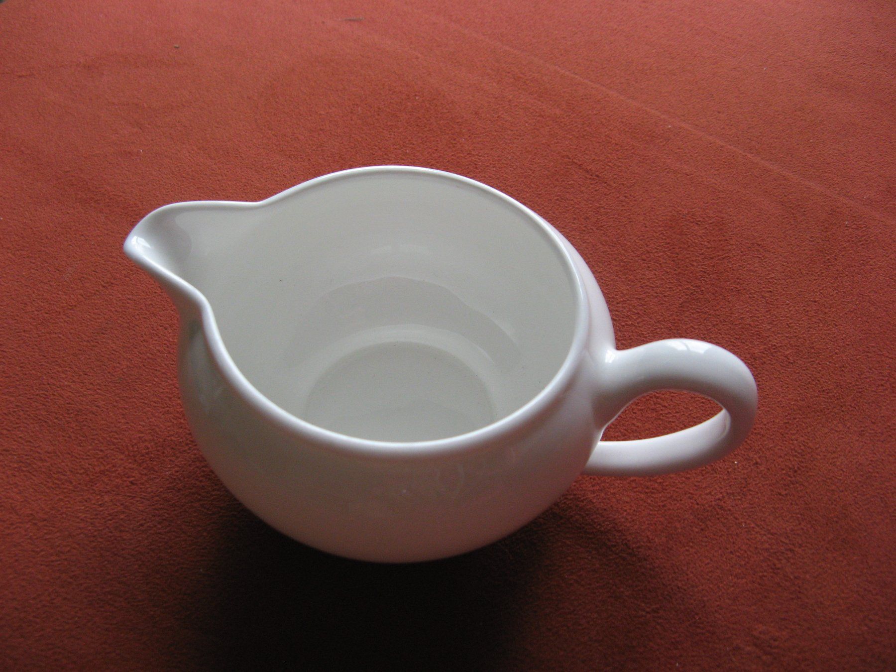 Caraffe: Rahmkrug weiss oder Milchkrug Wedgewood – Usato da Zürich venduto da apil 1