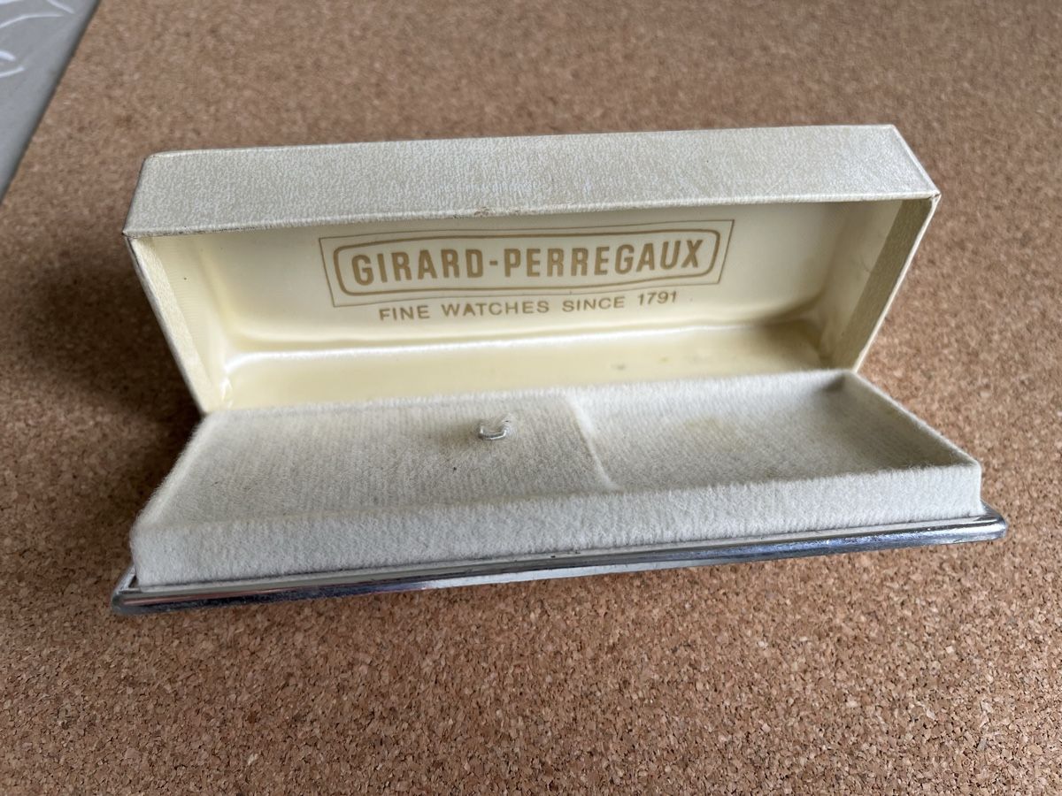 Girard-Perregaux Orologi: Boîte Girard-Perregaux – Usato da Carouge GE venduto da ANS1 2