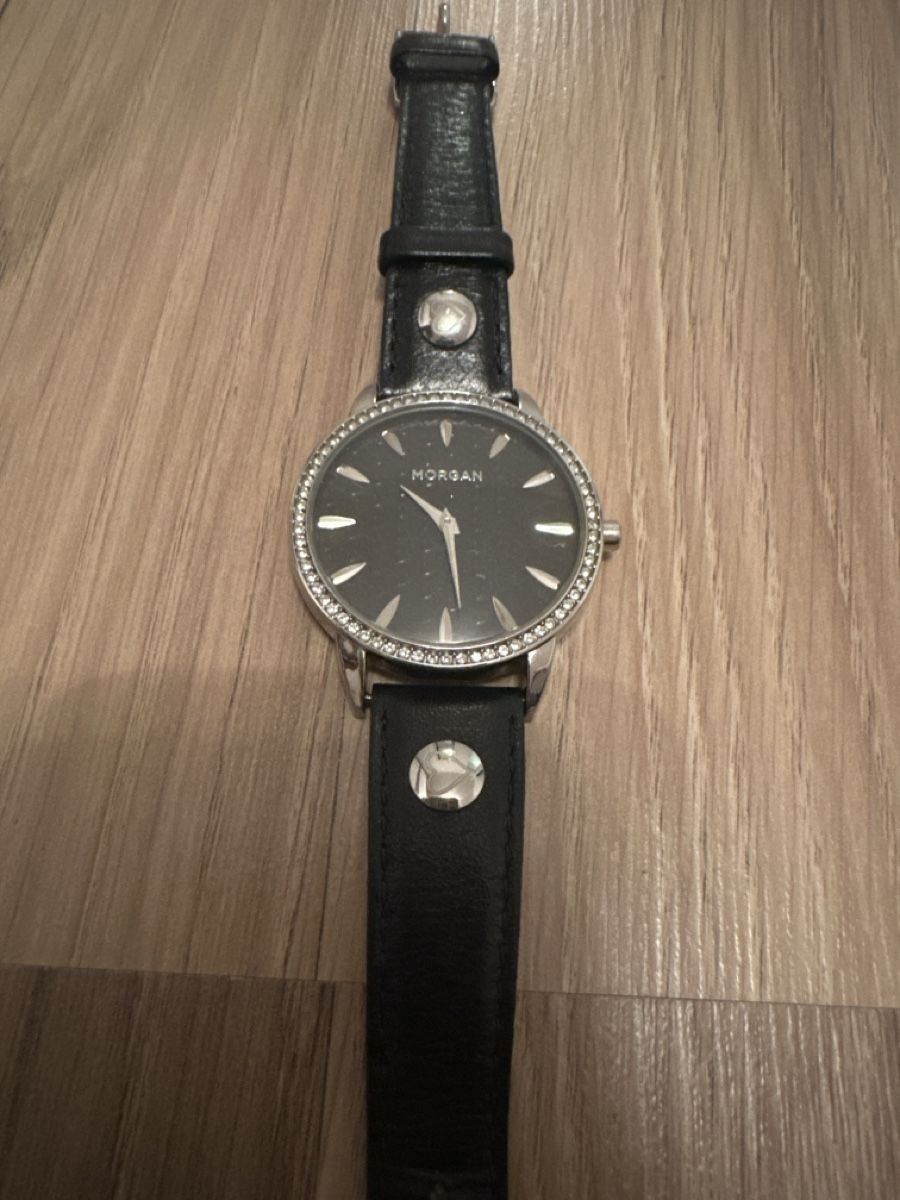 Uhren: Damen Uhr von Morgan schwarz / silber – Gebraucht aus Zug von Hehe 1