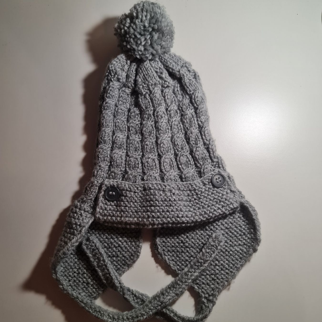 Berretti & Sciarpe: Handgestrickte Babymütze – Nuovo e nell'imballaggio originale da Grafstal venduto da sel_yil