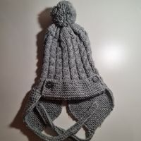 Handgestrickte Babymütze