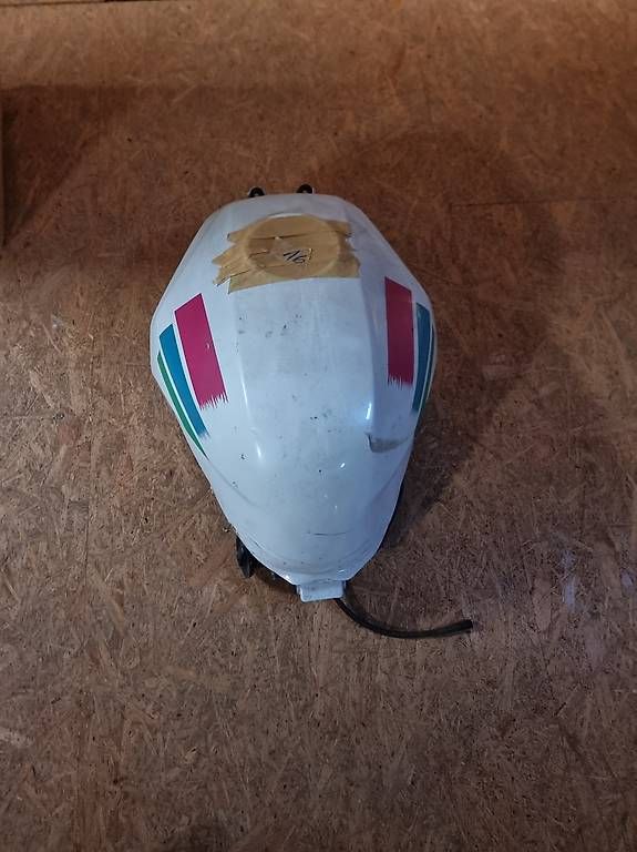 Accessori per altri veicoli: Tank CBR 1000 jg 99 – Usato da Aedermannsdorf venduto da Automarkt 3