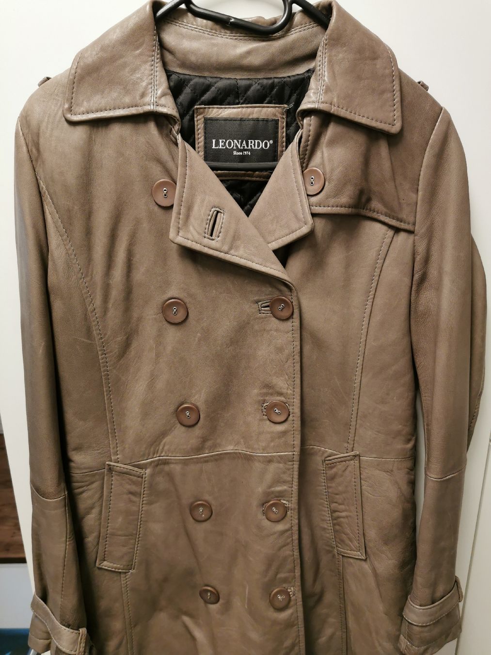 Navyboot Cappotti: Navyboot Ledermantel M – Nuovo (secondo la descrizione) da Effretikon venduto da Movie99