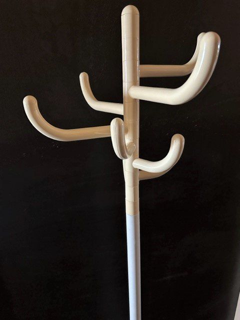 Porte manteau: +  kaktus  +                 GaRdeRobeNsTäNdeR – D'occasion à Winkel par zeho