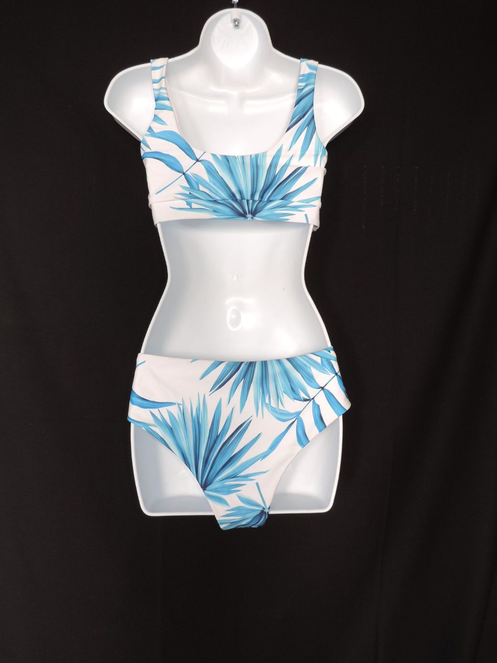 Costumi da bagno & Bikini: maillot de bains bleu blanc tropical – Usato da Genève venduto da Axelle333 8