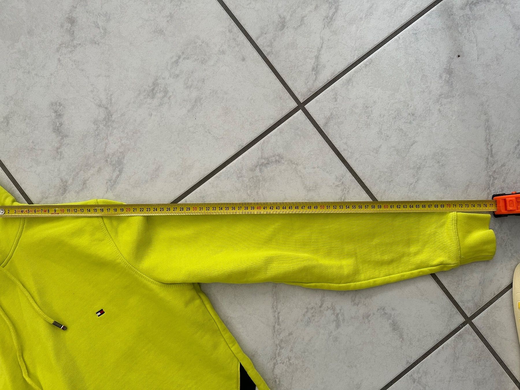Tommy Hilfiger Maglioni & Felpe: Tommy Hilfiger Hoodie – Nuovo (secondo la descrizione) da Steffisburg venduto da Rojan5041 5