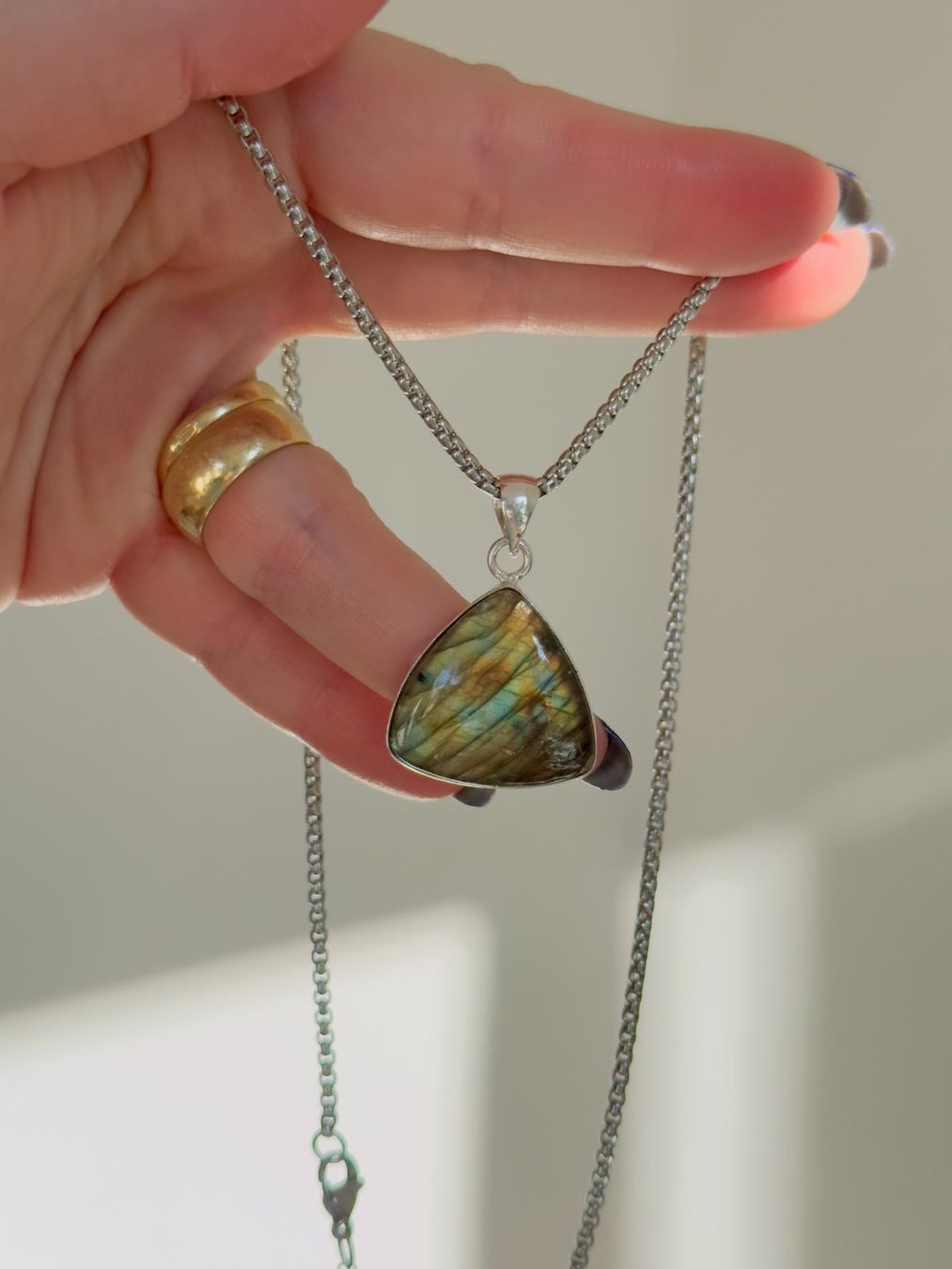 Catenine: Labradorite necklace – Nuovo e nell'imballaggio originale da Genève venduto da AGBERG 1
