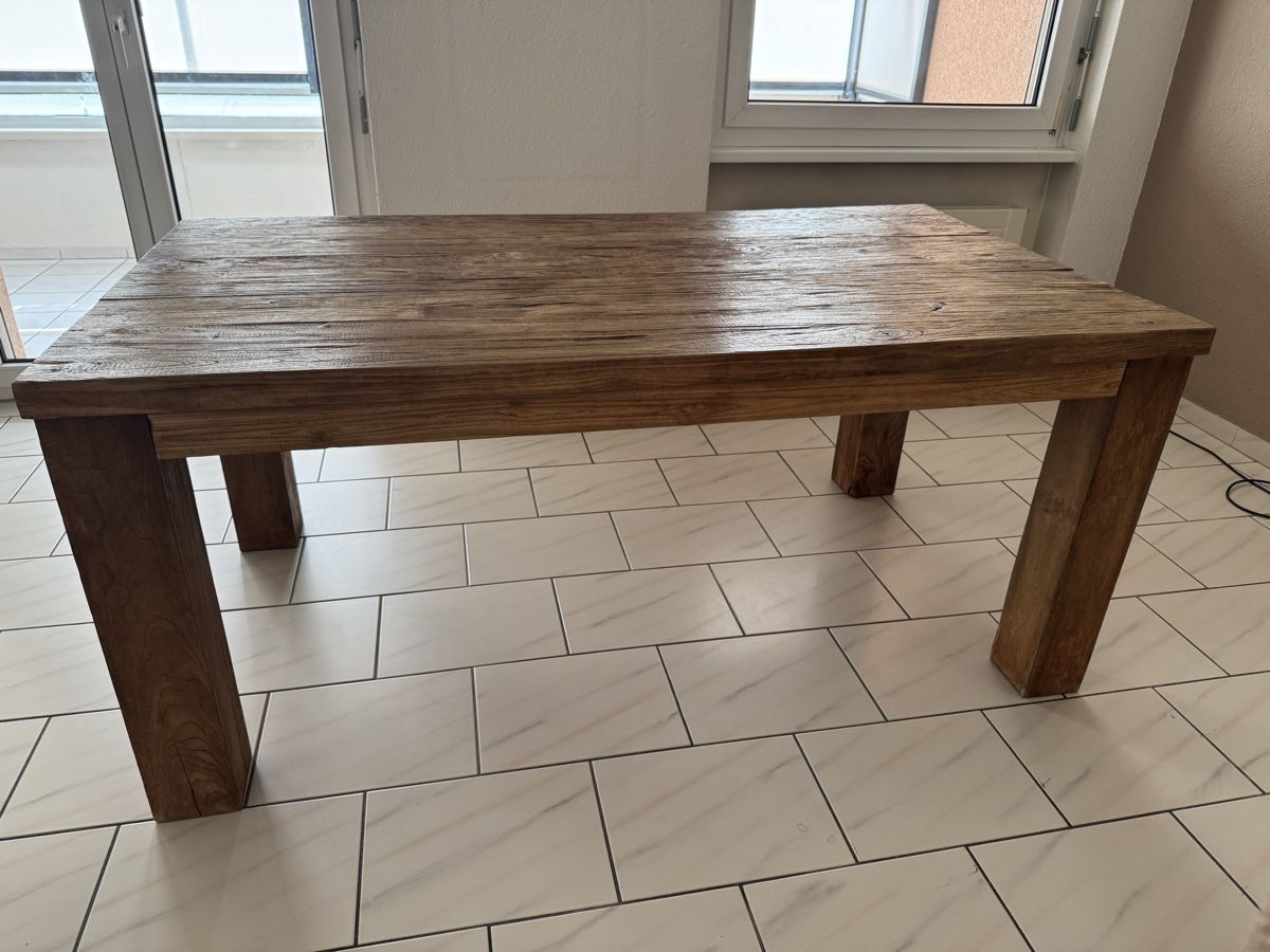 Tables: Teakholz Esstisch massiv – D'occasion à Hüttikon par Danone2 4