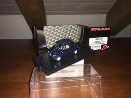Fiat nuova 500 economica chiusa 1/43  Blu scuro