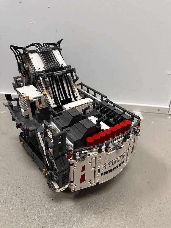 Kit di costruzioni: Lego Technic Liebherr Bagger R9800 – Usato da Rupperswil venduto da Bookie92 3
