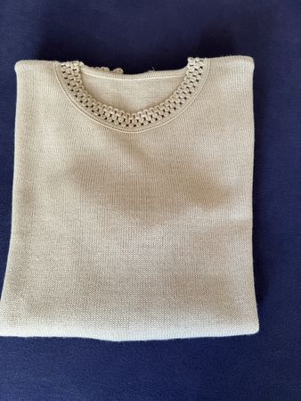 Strickpullover beige mit Bordure 