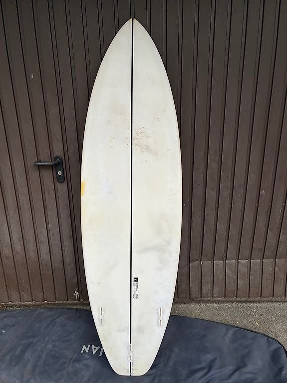 Surfboards & Schwimmbrette: Surf Olian short Board  – Gebraucht aus Chesières von henchozc 1