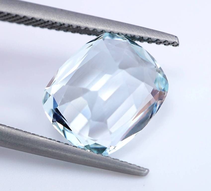 Pietre preziose: Blue Aigue-marine - 5.12ct – Usato da La Neuveville venduto da Esteban_BDM 1