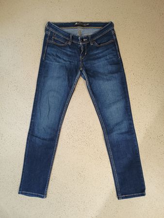 Levis Jeans Demi Curve Gr. 5/27