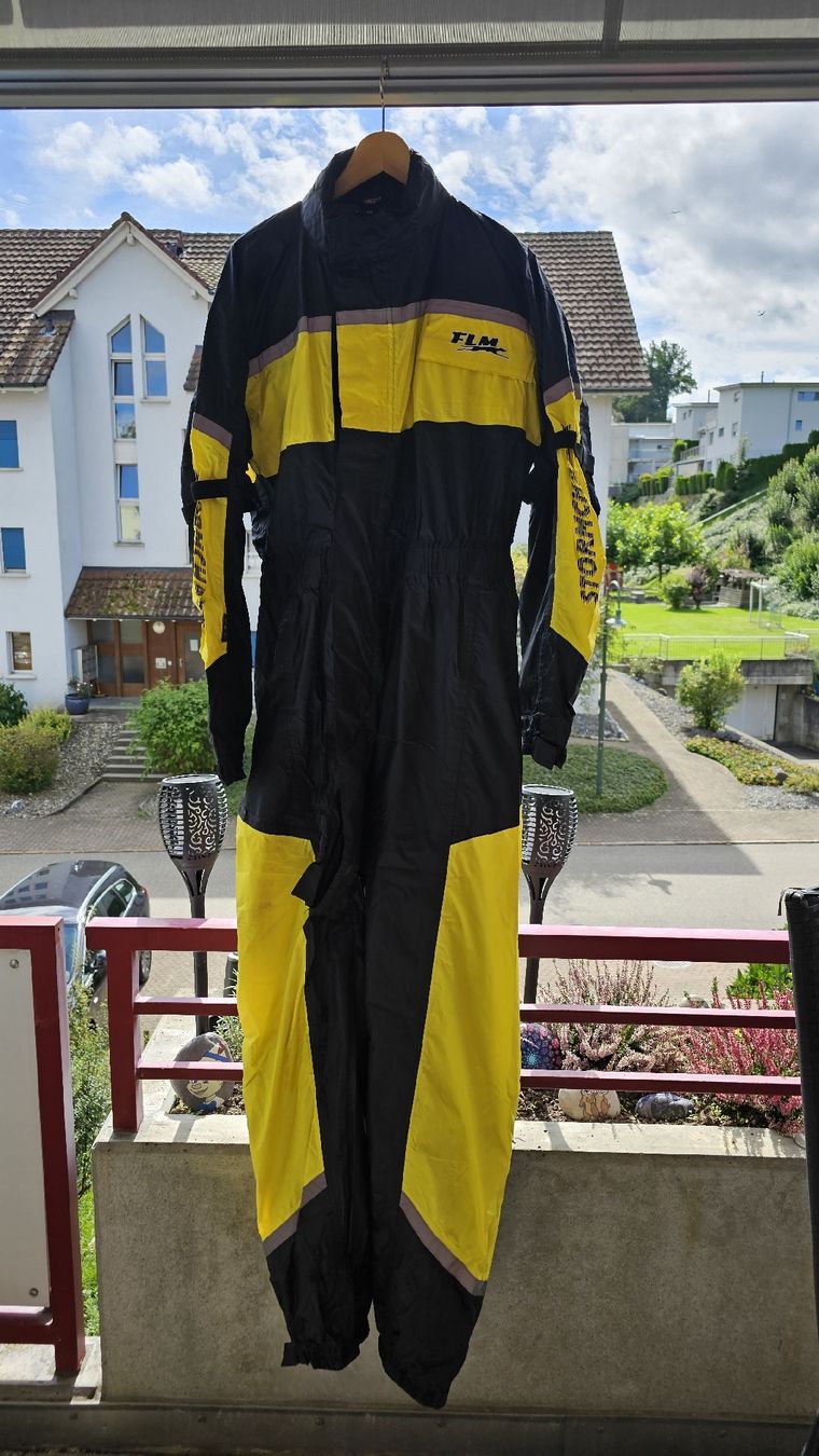 FLM Completi & Tailleur: Damenmotorrad Regenkompi – Usato da Alberswil venduto da nic_kcs7