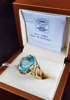 Anello con Topazio