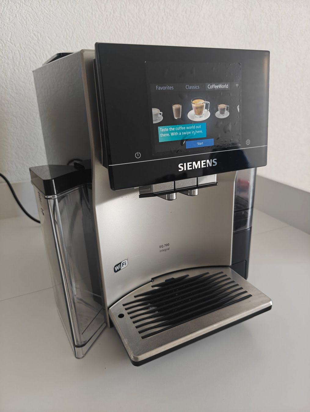 Siemens Macchine per caffè & Macchine per espresso: Siemens EQ 700 integral – Usato da Aigle venduto da bra17