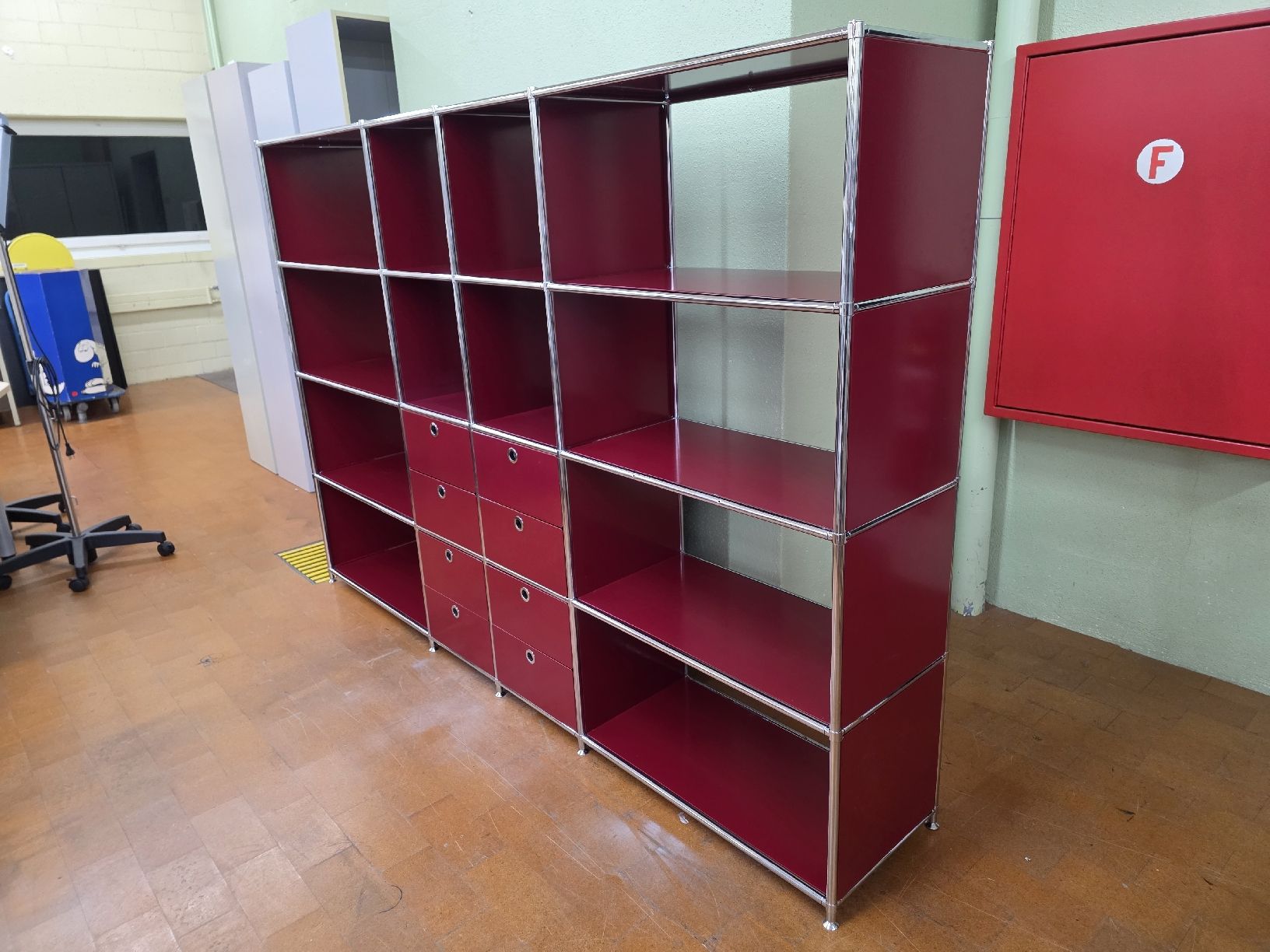 System4 Scaffali: Grosses Designer Regal Quadro / System4 – Usato da Lichtensteig venduto da Polsterwerk 1