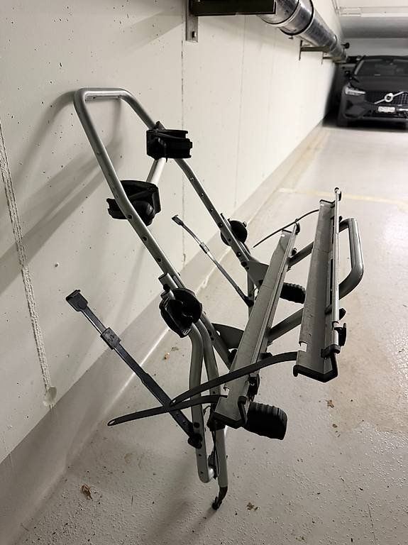 Thule Pezzi di ricambio: Thule Clip-On High 9105 bike rack – Usato da Zürich venduto da t_and 3