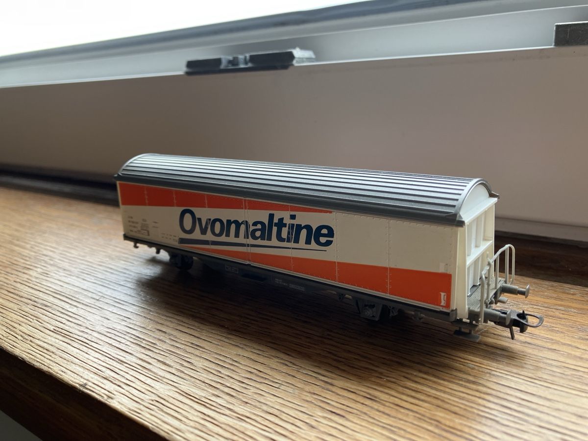 Roco Modellini di ferrovie: Wagon SBB-CFF-FFC Roco Ovomaltine – Usato da Rochefort venduto da ise_c7lc 2