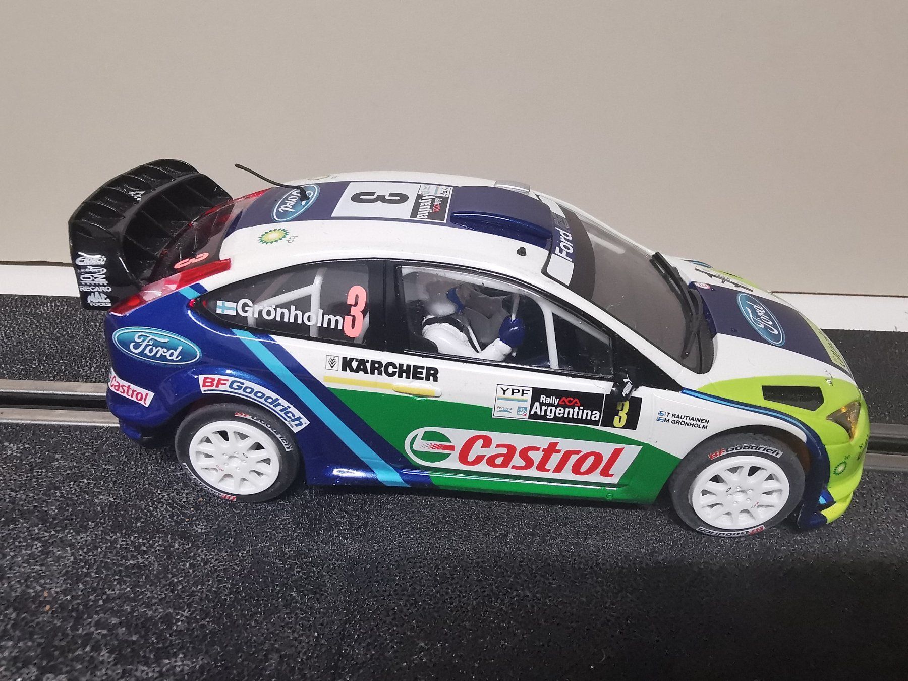 Ninco Piste: Ninco Digital / Scalextric WRC Ford Focus 4WD – Usato da Winterthur venduto da Lonpos1 4