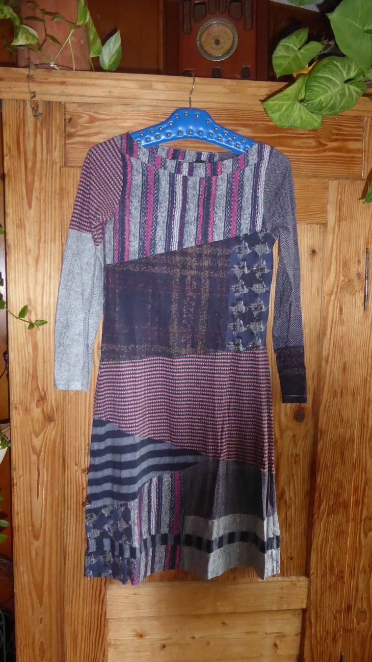 Desigual Kleider: Kleid Gr S Desigual" – Gebraucht aus Sargans von Benziner
